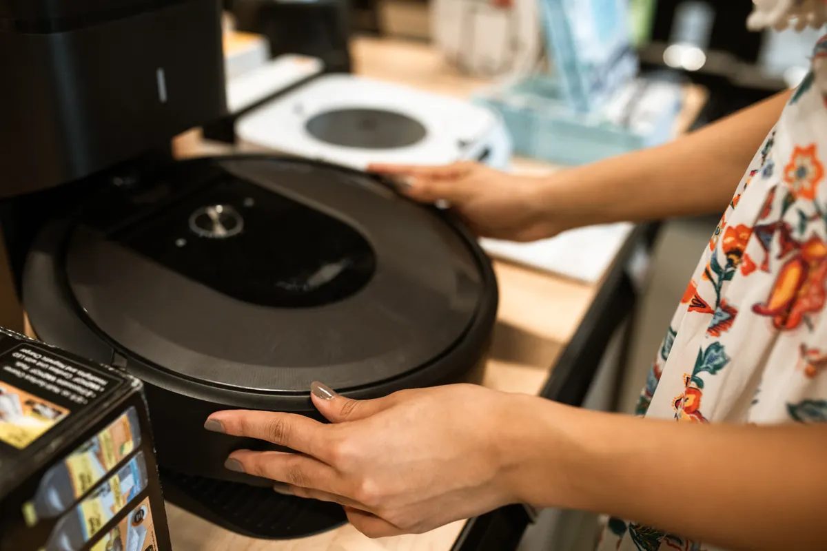 Best Buy Raises Outlook After Computing Surge Beats Estimates