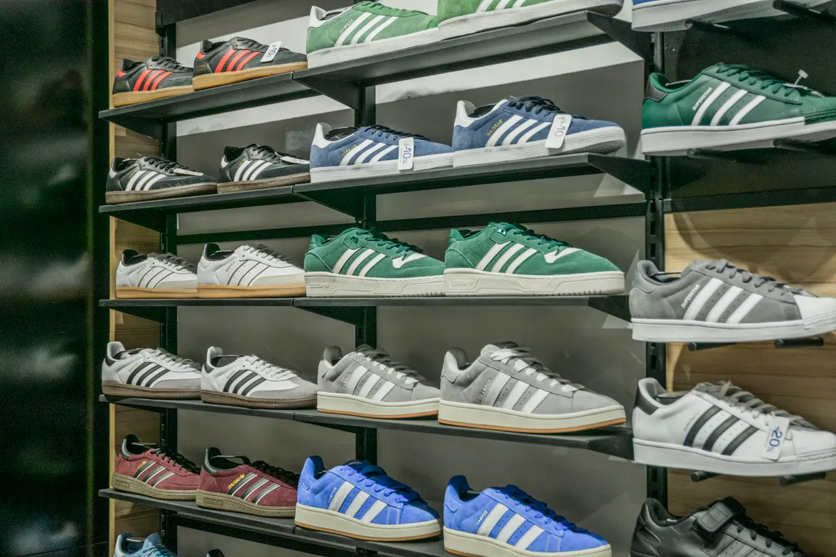 Dick’s Foot Locker Outlook Drags Stock Down 30% After Q2 Miss