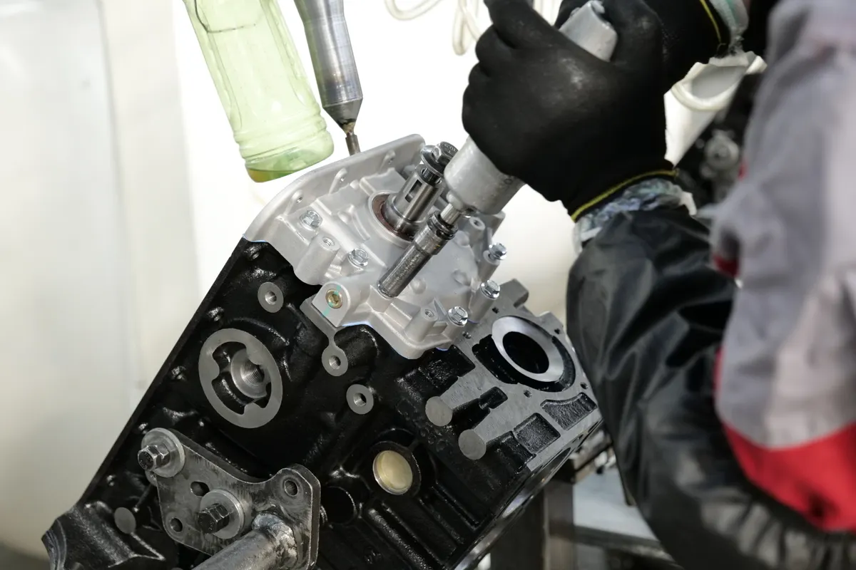 IG Metall Wage Demands Put VW’s Restructuring Crisis in Sharp Relief