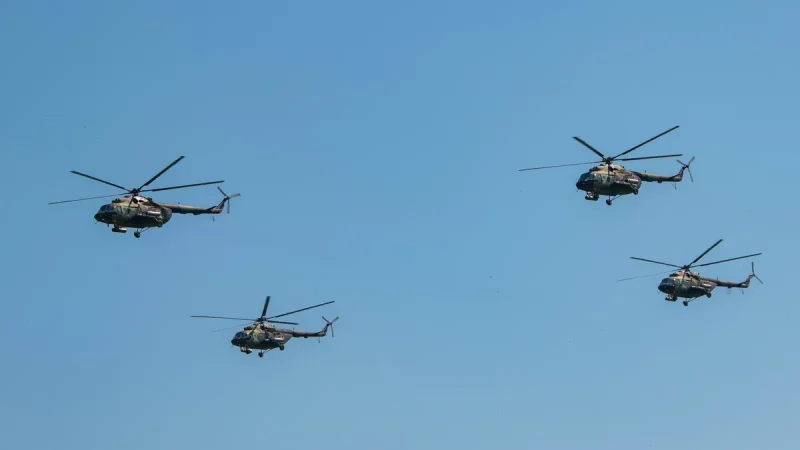 Iraq helicopter sale approval