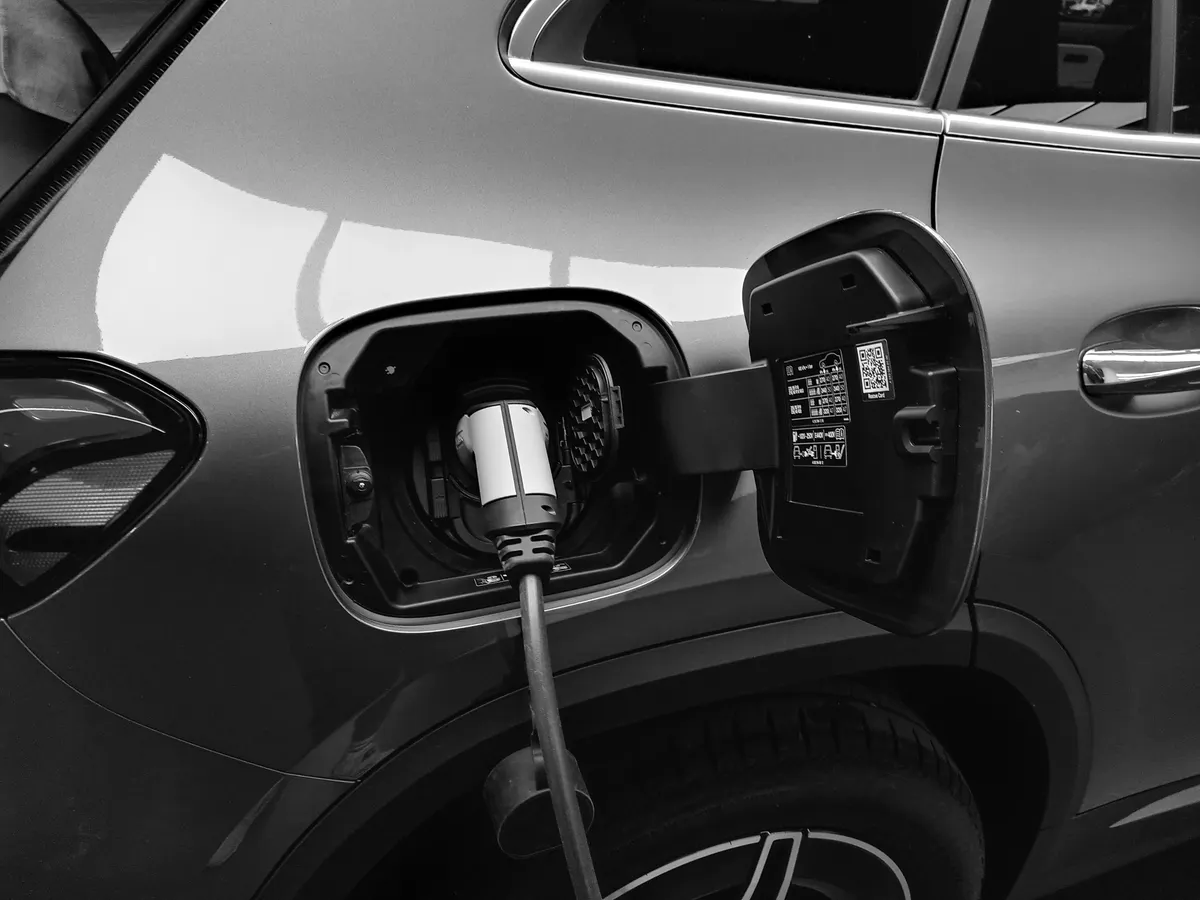 Renault-Geely Brazil Investment Bets on Flex-Fuel Before Full EV