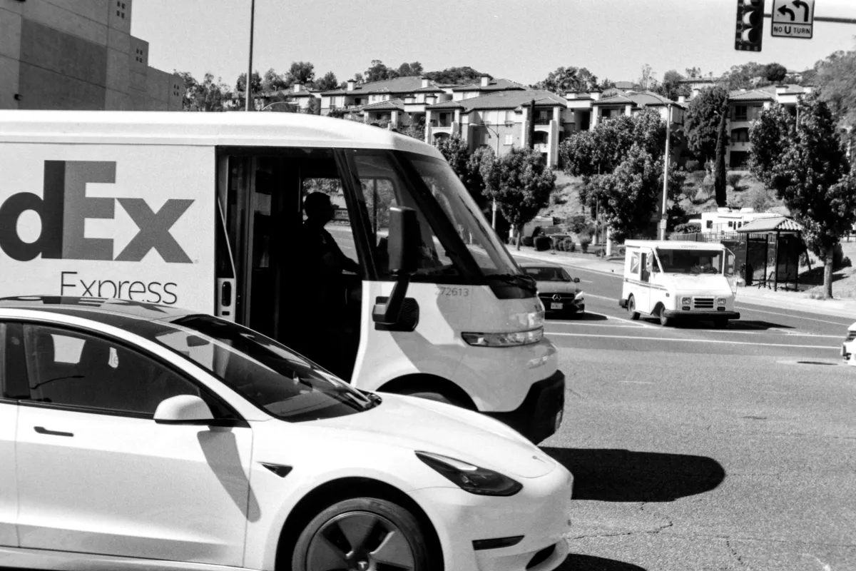 Trafic Van E-Tech Electric Gives Renault a Record Sixth IVOTY Crown